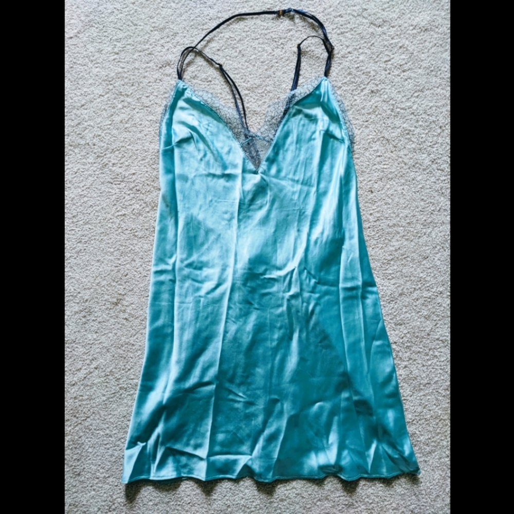 VS silk nightie NWT